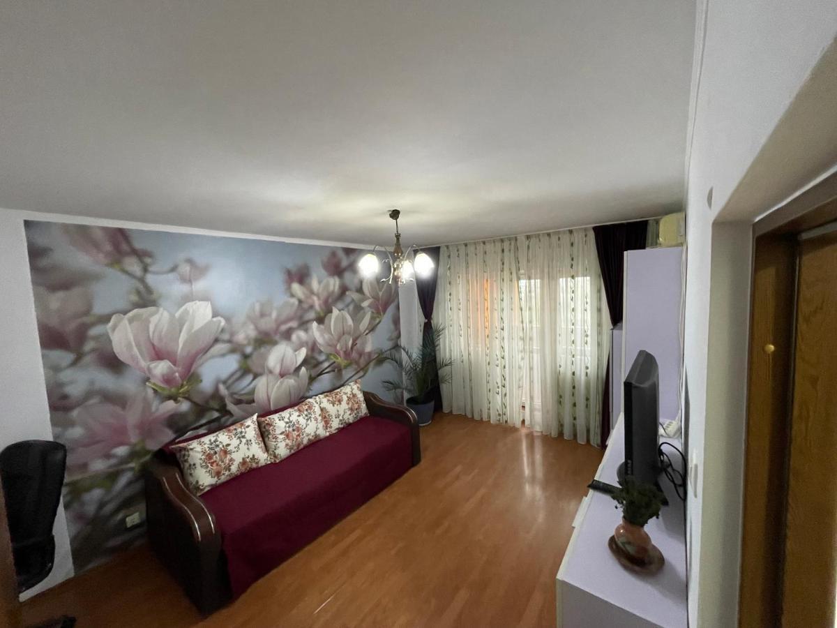Appartement Apartament Magnolia, Piata Gorjului- Metrou à Bucarest Extérieur photo