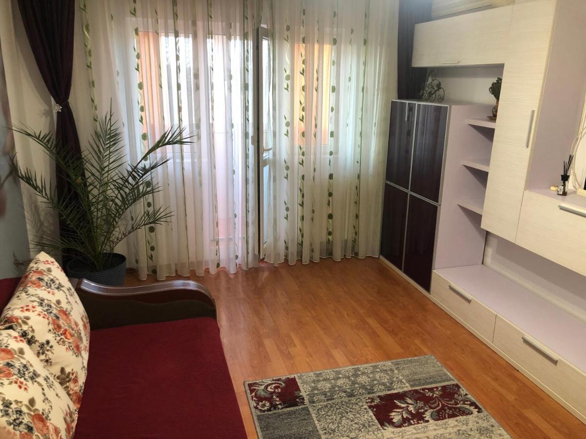 Appartement Apartament Magnolia, Piata Gorjului- Metrou à Bucarest Extérieur photo